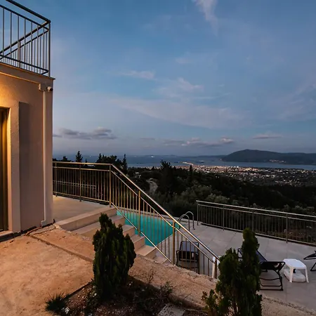 Villelia View 2 Apartman *